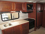 2005 Fleetwood Bounder Photo #5