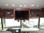 2005 Fleetwood Bounder Photo #11