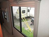 2005 Fleetwood Bounder Photo #27