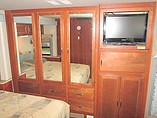 2005 Fleetwood Bounder Photo #29