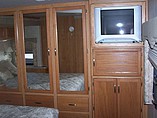 2005 Fleetwood Bounder Photo #12