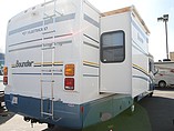 2005 Fleetwood Bounder Photo #4