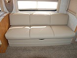 2005 Fleetwood Bounder Photo #7