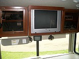 2006 Fleetwood Bounder Photo #9