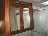 2006 Fleetwood Bounder Photo #17