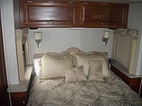 2006 Fleetwood Bounder Photo #20