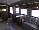 2006 Fleetwood Bounder Photo #6