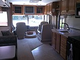2006 Fleetwood Bounder Photo #8