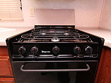 2002 Fleetwood Bounder Photo #8