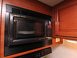 2002 Fleetwood Bounder Photo #9