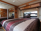 2006 Fleetwood Bounder Photo #4