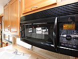 2006 Fleetwood Bounder Photo #9