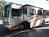 2006 Fleetwood Bounder Photo #6