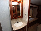 2006 Fleetwood Bounder Photo #24