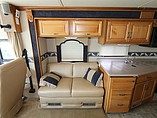 2004 Fleetwood Bounder Photo #15