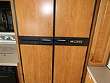 2004 Fleetwood Bounder Photo #18