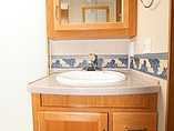 2004 Fleetwood Bounder Photo #25
