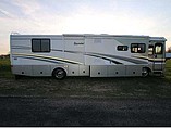 2005 Fleetwood Bounder Photo #2