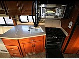 2005 Fleetwood Bounder Photo #5