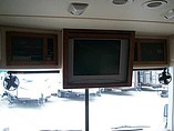 2005 Fleetwood Bounder Photo #9