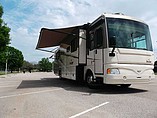 2008 Fleetwood Bounder Photo #2