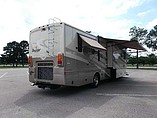 2008 Fleetwood Bounder Photo #9