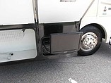 2008 Fleetwood Bounder Photo #13