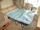 2006 Fleetwood Bounder Photo #18