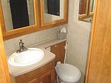 2006 Fleetwood Bounder Photo #23
