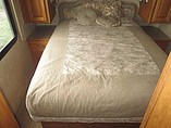 2006 Fleetwood Bounder Photo #29