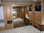 2002 Fleetwood Bounder Photo #19