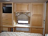 2002 Fleetwood Bounder Photo #20