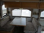 2002 Fleetwood Bounder Photo #26