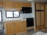 2002 Fleetwood Bounder Photo #28