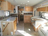2002 Fleetwood Bounder Photo #6