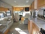 2002 Fleetwood Bounder Photo #7