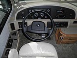 2002 Fleetwood Bounder Photo #17