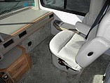 2002 Fleetwood Bounder Photo #18