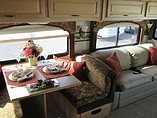 2005 Fleetwood Bounder Photo #6