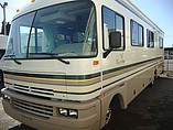 1995 Fleetwood Bounder Photo #3