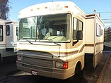 1998 Fleetwood Bounder Photo #2