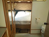 1998 Fleetwood Bounder Photo #11