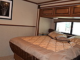 2015 Fleetwood Bounder Classic Photo #10