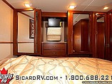 2015 Fleetwood Bounder Classic Photo #15