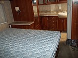 2007 Fleetwood Bounder Classic Photo #4