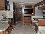 2015 Fleetwood Bounder Classic Photo #7