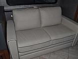 2015 Fleetwood Bounder Classic Photo #22