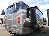 2015 Fleetwood Bounder Classic Photo #12