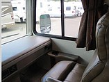 2015 Fleetwood Bounder Classic Photo #16
