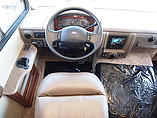 2015 Fleetwood Bounder Classic Photo #20